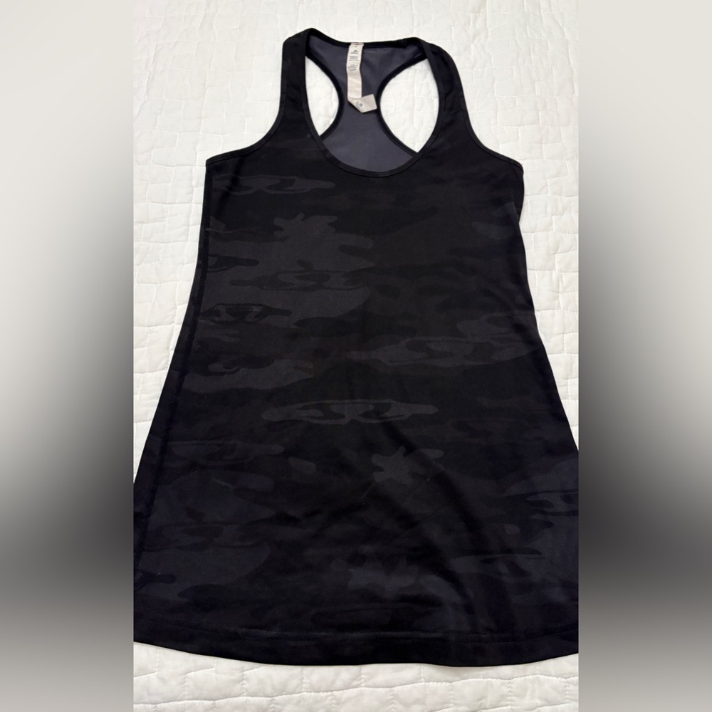 Lululemon Black Camo Racerback Tank Top Size 6